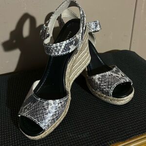 Marc Fisher Wedge Shoe, Size 7, NEVER WORN